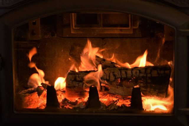 Kamin Feuer im Kamin